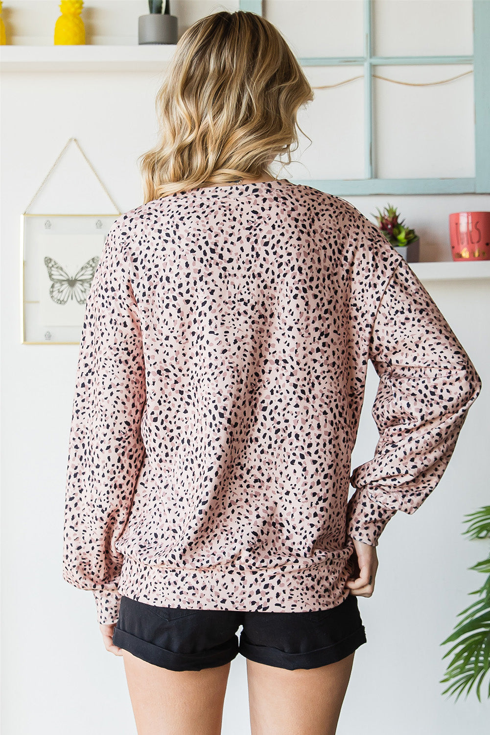 Leopard Print Round Neck Long Sleeve Sweatshirt